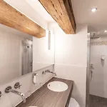 Alte Munze 4*