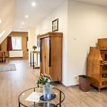 Alte Munze 4*